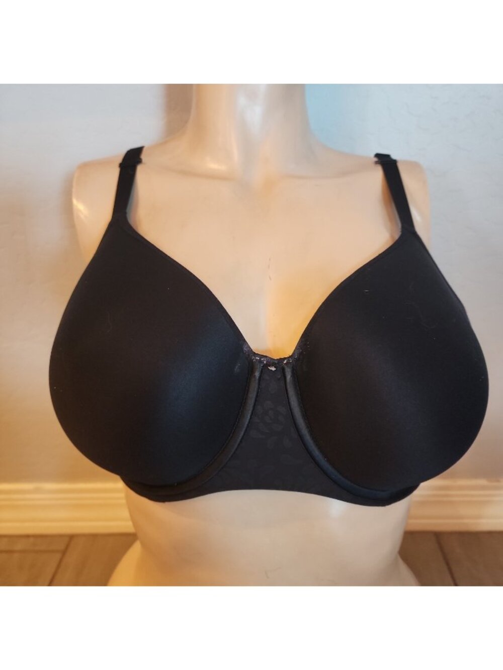 Chantelle Bra 34DDD Black Underwire Lined 18JNV